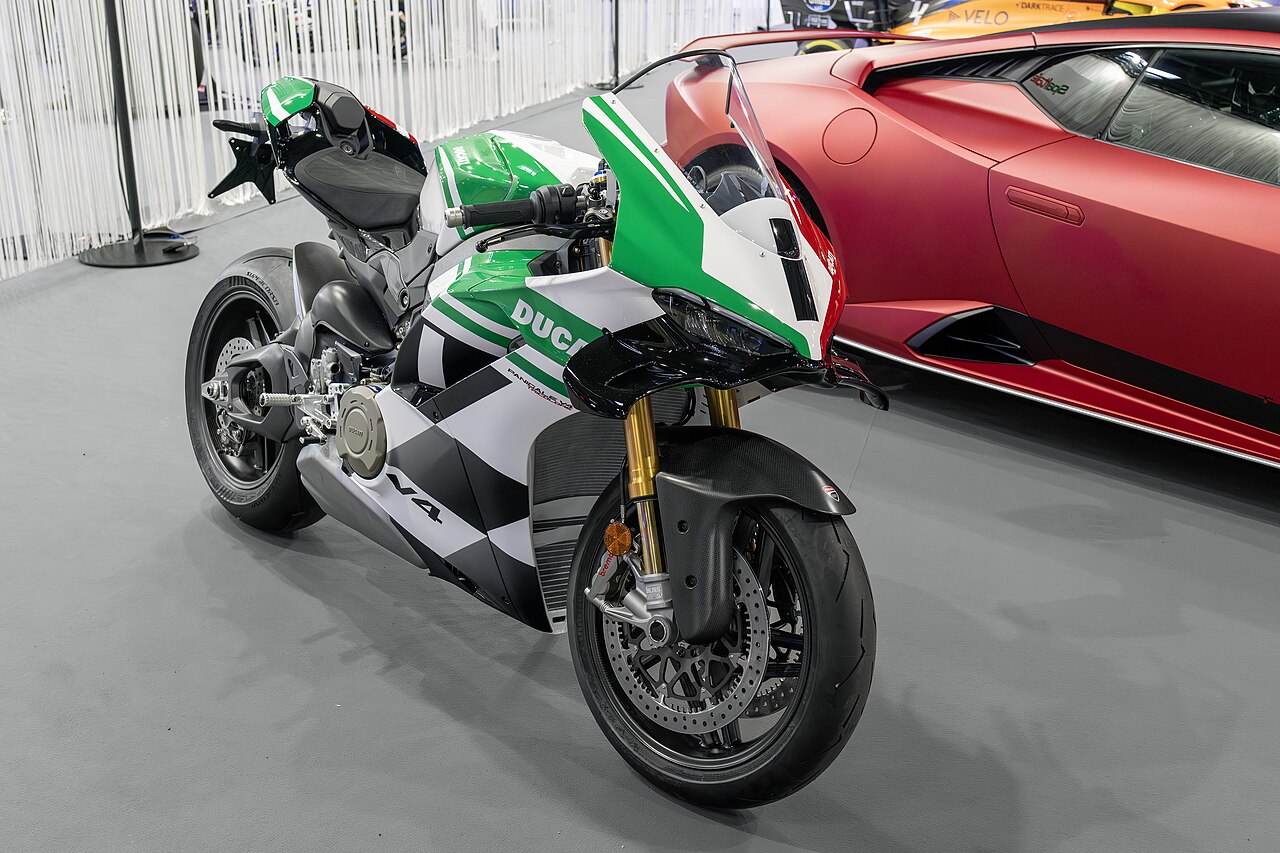 Ducati Panigale V4 R